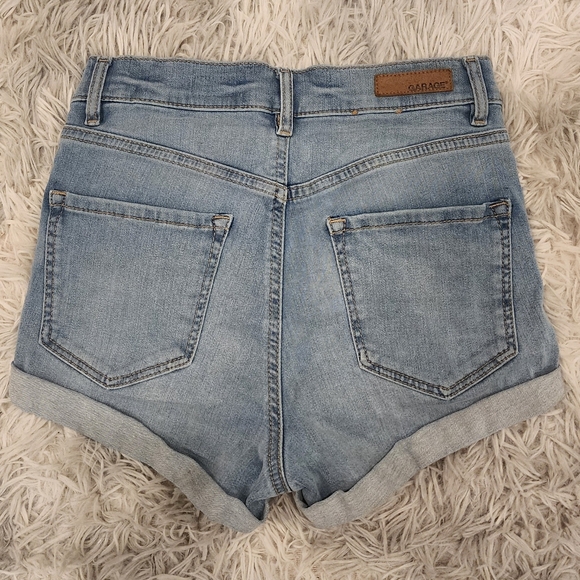 Garage shorts - Picture 2 of 4